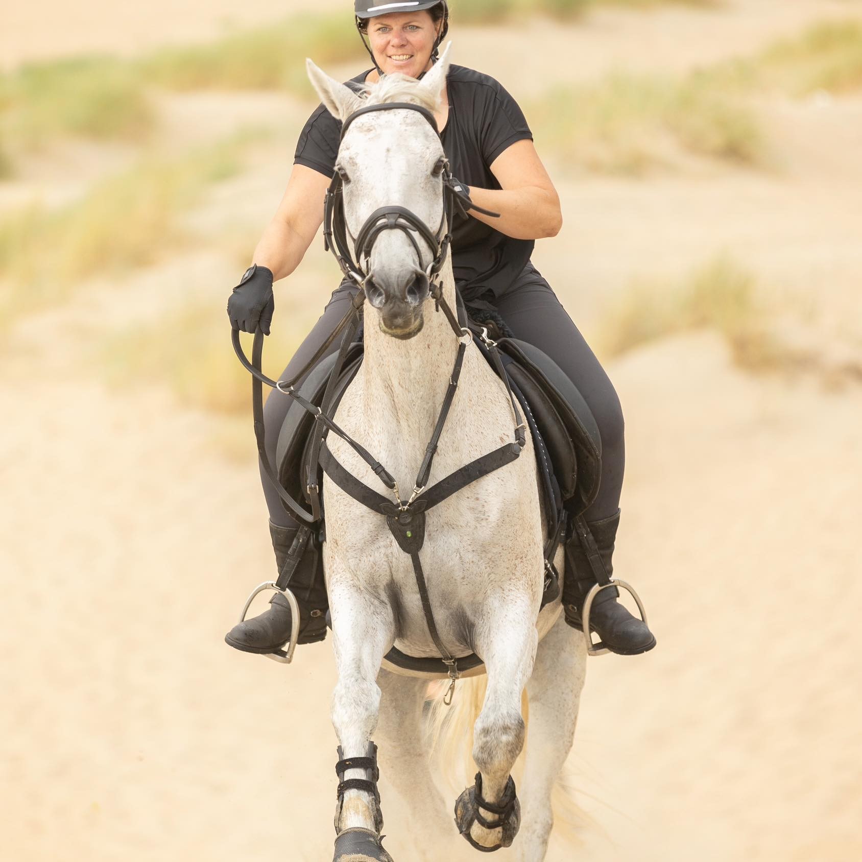 Renée met paard tijdens Working Equitation